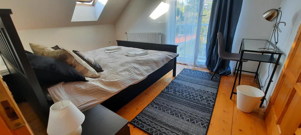 Hi-Bp Garden City Batsanyi Apartment 3 Rooms, Apartment Upstairs Near The City Train With Free Parking Budapest Exterior photo