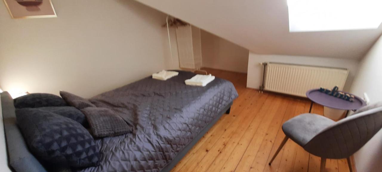 Hi-Bp Garden City Batsanyi Apartment 3 Rooms, Apartment Upstairs Near The City Train With Free Parking Budapest Exterior photo