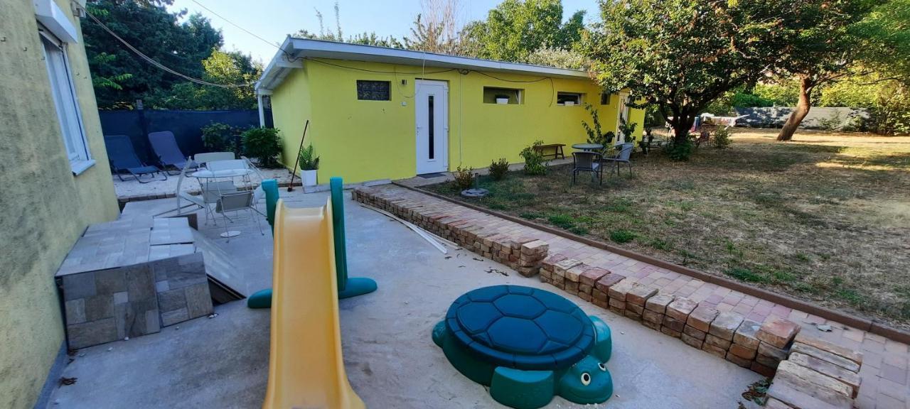 Hi-Bp Garden City Batsanyi Apartment 3 Rooms, Apartment Upstairs Near The City Train With Free Parking Budapest Exterior photo